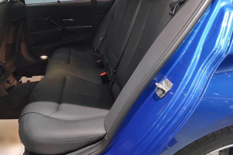 Used BMW 3 Series 2018 320Li Leading Model M Sport Package Left Rear Seat