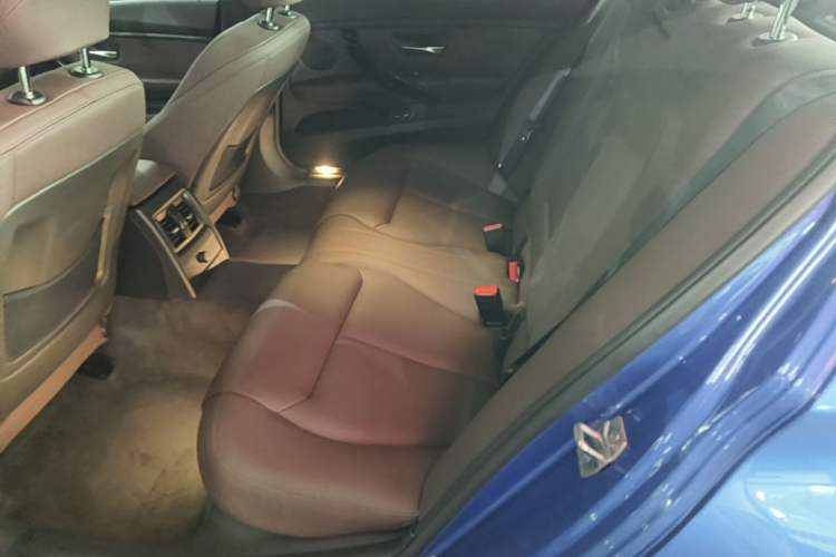 Used BMW 3 Series 2018 320Li Leading Model M Sport Package Left Rear Seat