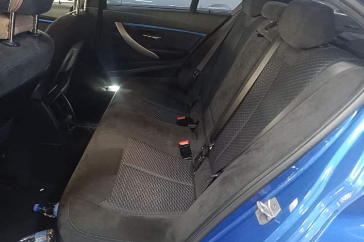 Used BMW 3 Series 2018 320i M Sport Package Left Rear Seat