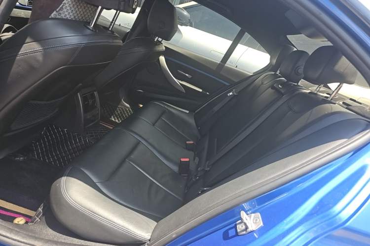 Used BMW 3 Series 2018 320i M Sport Package Left Rear Seat