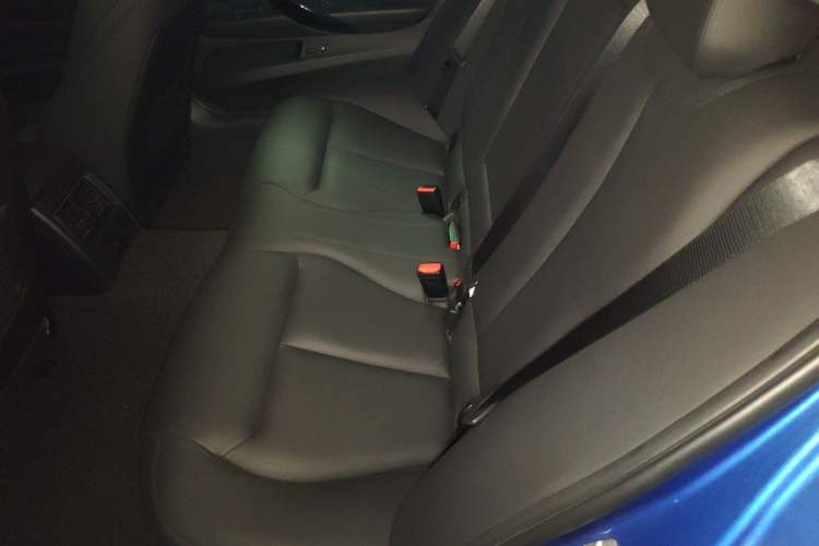 Used BMW 3 Series 2018 320Li Leading Model M Sport Package Left Rear Seat