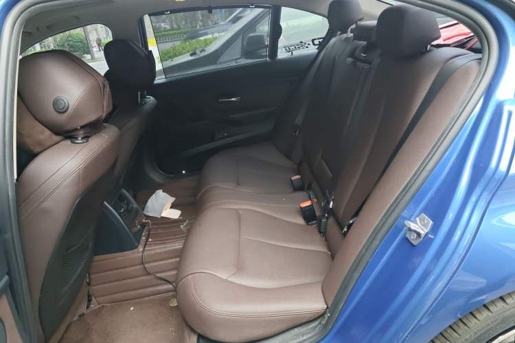 Used BMW 3 Series 2018 320Li Leading Model M Sport Package Left Rear Seat