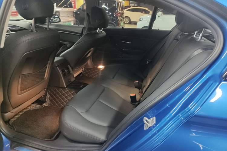 Used BMW 3 Series 2018 320Li Leading Model M Sport Package Left Rear Seat