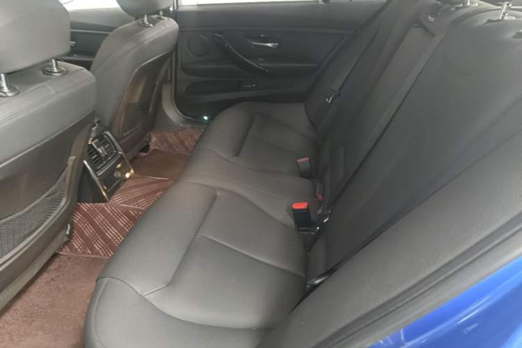 Used BMW 3 Series 2018 320Li Leading Model M Sport Package Left Rear Seat