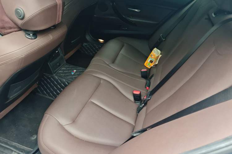 Used BMW 3 Series 2018 320Li Leading Model M Sport Package Left Rear Seat