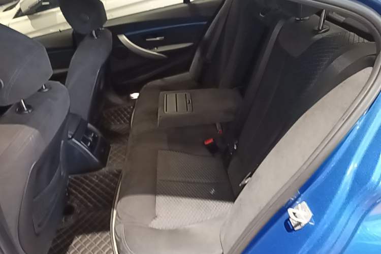 Used BMW 3 Series 2018 320i M Sport Package Left Rear Seat