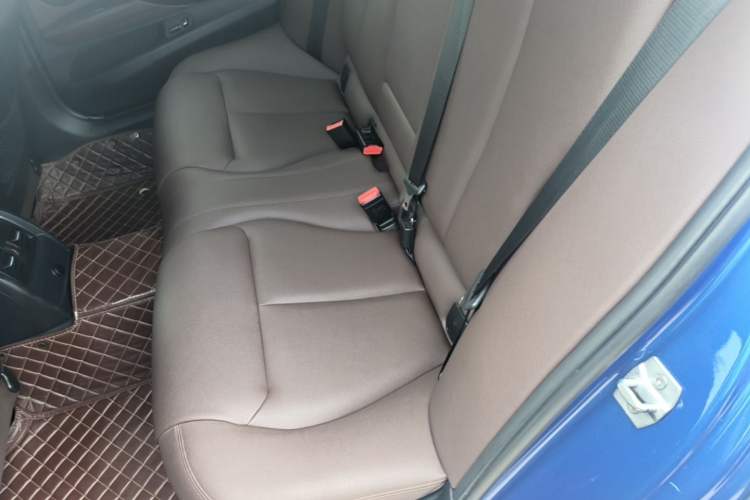 Used BMW 3 Series 2018 320Li Leading Model M Sport Package Left Rear Seat