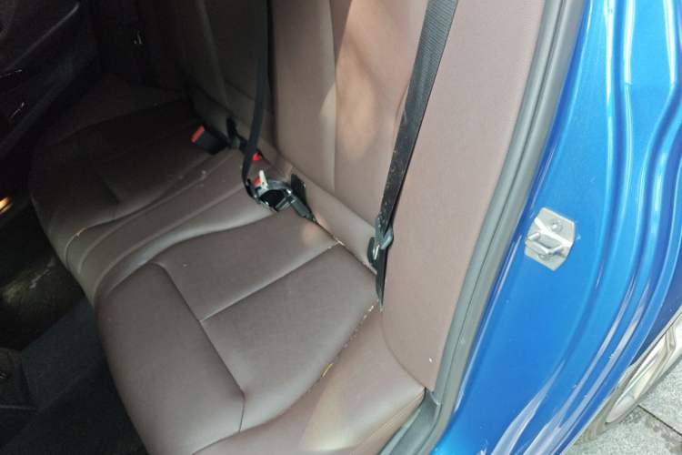 Used BMW 3 Series 2018 320Li Leading Model M Sport Package Left Rear Seat