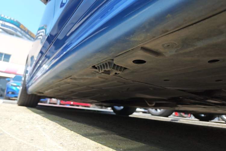 Used BMW 3 Series 2018 320i M Sport Night Edition Left Side Sill
