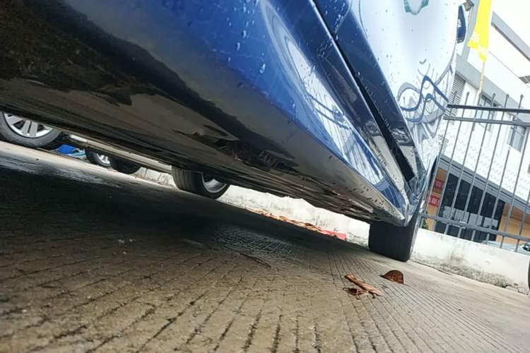 Used BMW 3 Series 2018 320Li M Sport Night Edition Left Side Sill