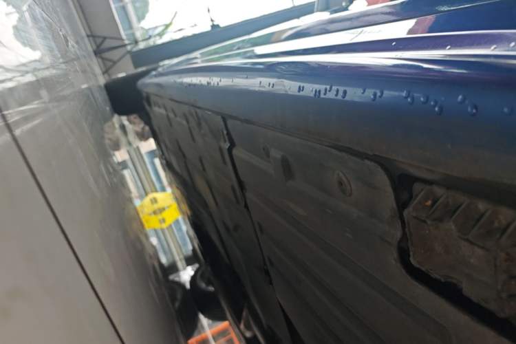 Used BMW 3 Series 2018 320Li Leading Model M Sport Package Left Side Sill
