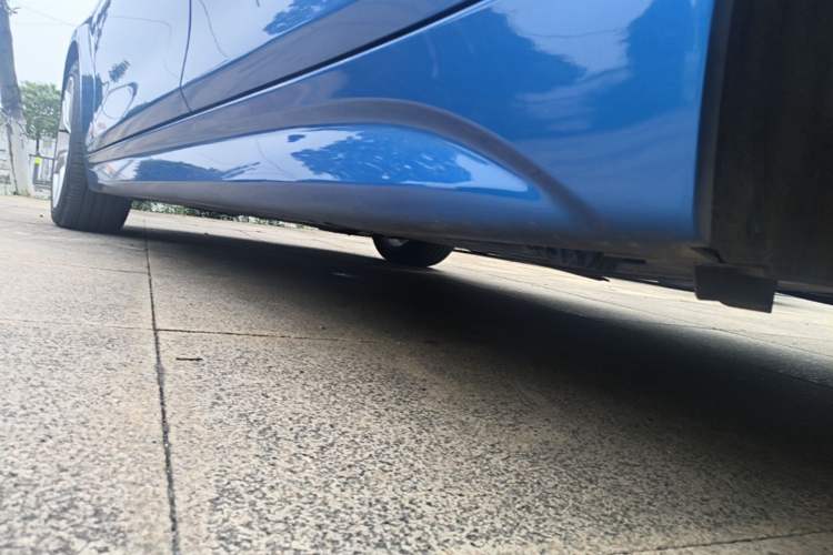 Used BMW 3 Series 2018 320Li Leading Model M Sport Package Left Side Sill