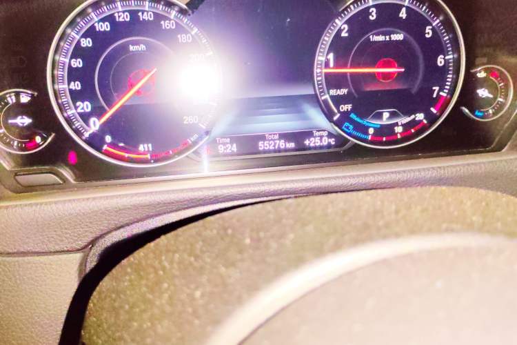 Used BMW 3 Series 2018 320Li M Sport Night Edition Odometer Close Up