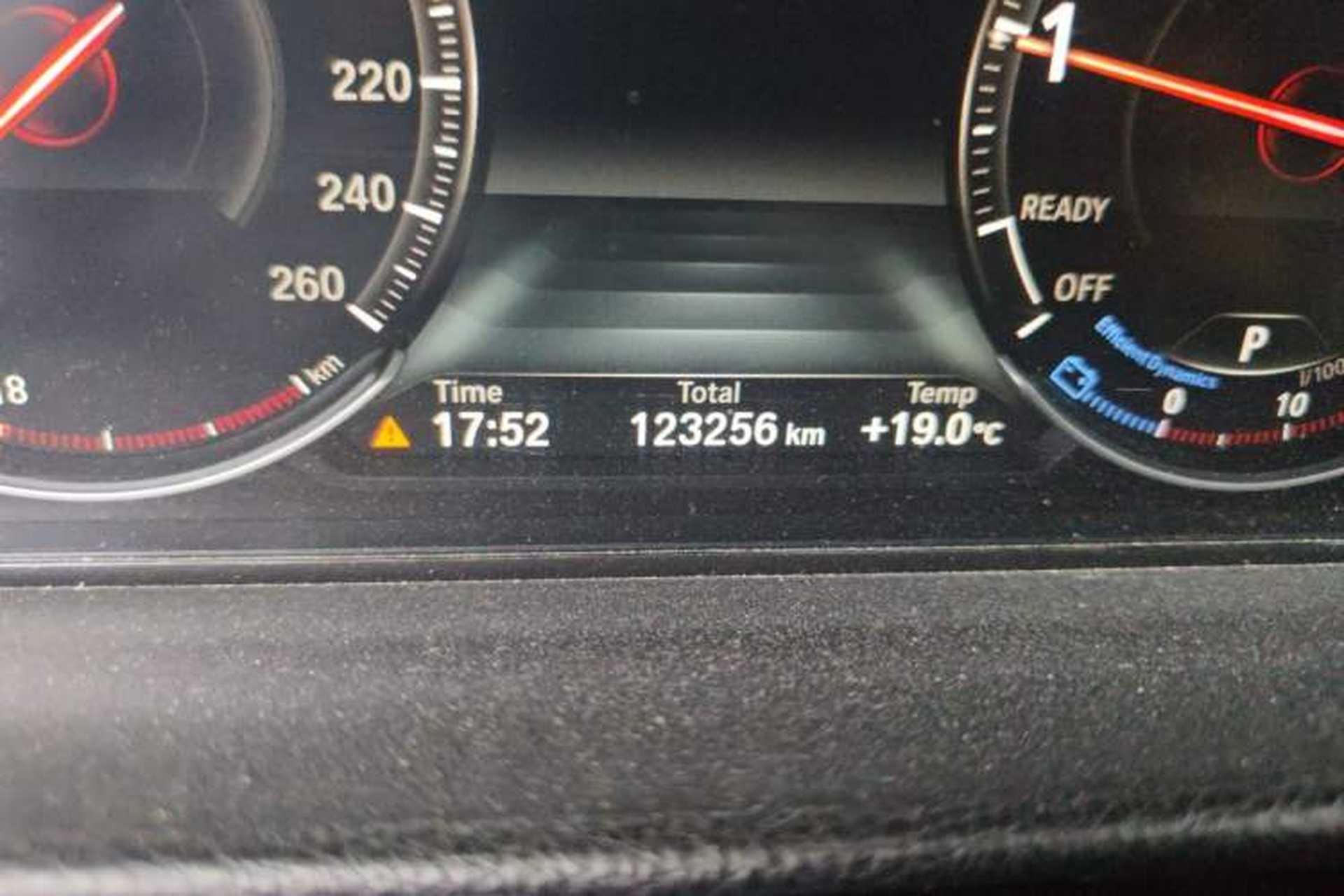 Used BMW 3 Series 2018 320Li M Sport Night Edition Odometer Close Up