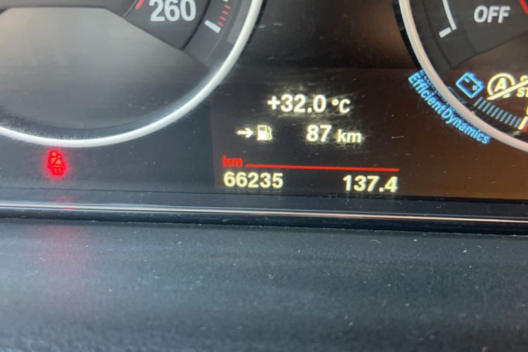 Used BMW 3 Series 2018 320i M Sport Package Odometer Close Up
