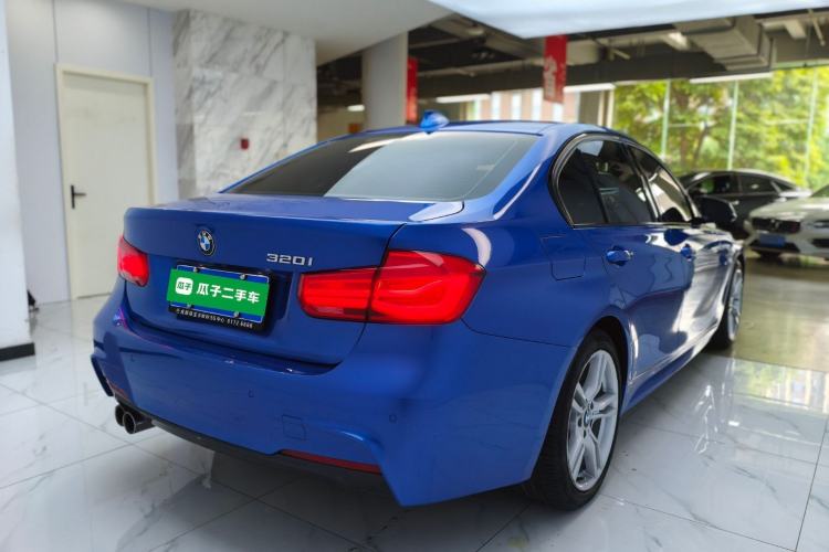 Used BMW 3 Series 2018 320i M Sport Package Rear Right 45 Deg