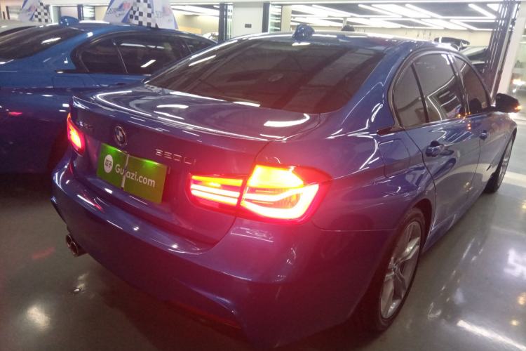 Used BMW 3 Series 2018 320Li Leading Model M Sport Package Rear Right 45 Deg