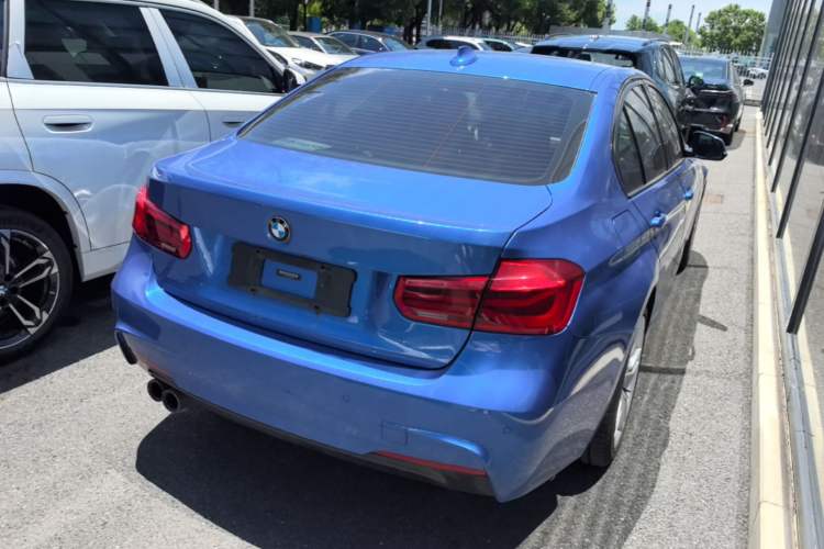 Used BMW 3 Series 2018 320i M Sport Package Rear Right 45 Deg