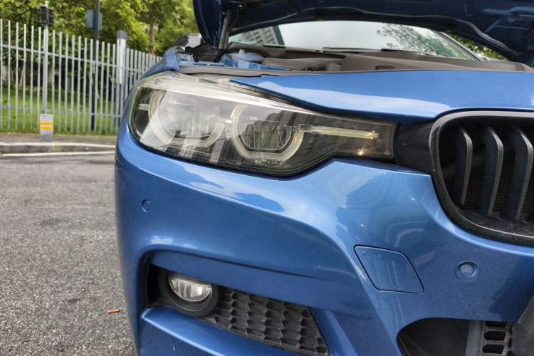 Used BMW 3 Series 2018 330Li M Sport Shadow Edition Right Front Headlight