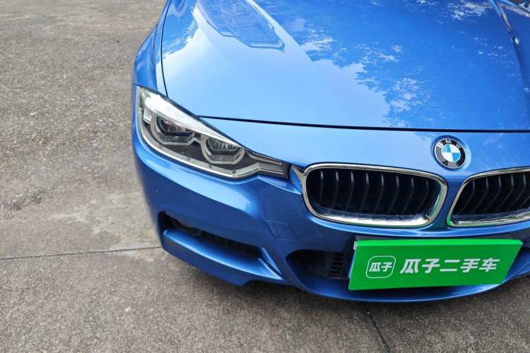 Used BMW 3 Series 2018 320i M Sport Package Right Front Headlight