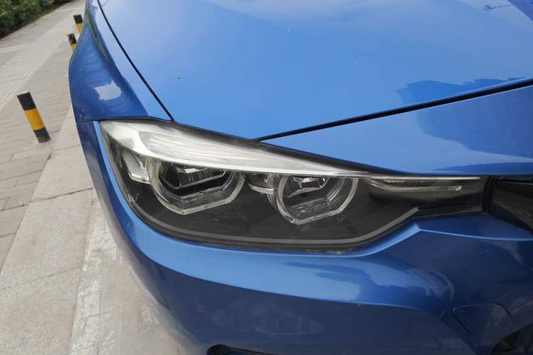 Used BMW 3 Series 2018 320i M Sport Night Edition Right Front Headlight