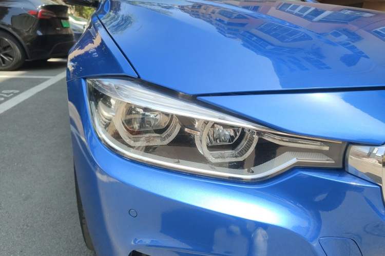 Used BMW 3 Series 2018 320Li Leading Model M Sport Package Right Front Headlight