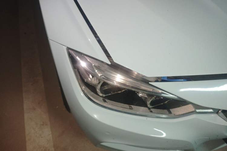 Used BMW 3 Series 2018 320Li Leading Model M Sport Package Right Front Headlight