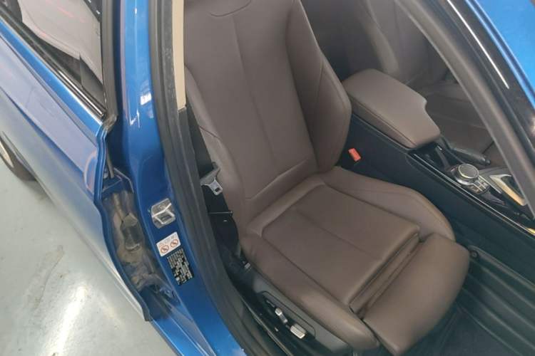 Used BMW 3 Series 2018 320Li Leading Model M Sport Package Right Front Seat