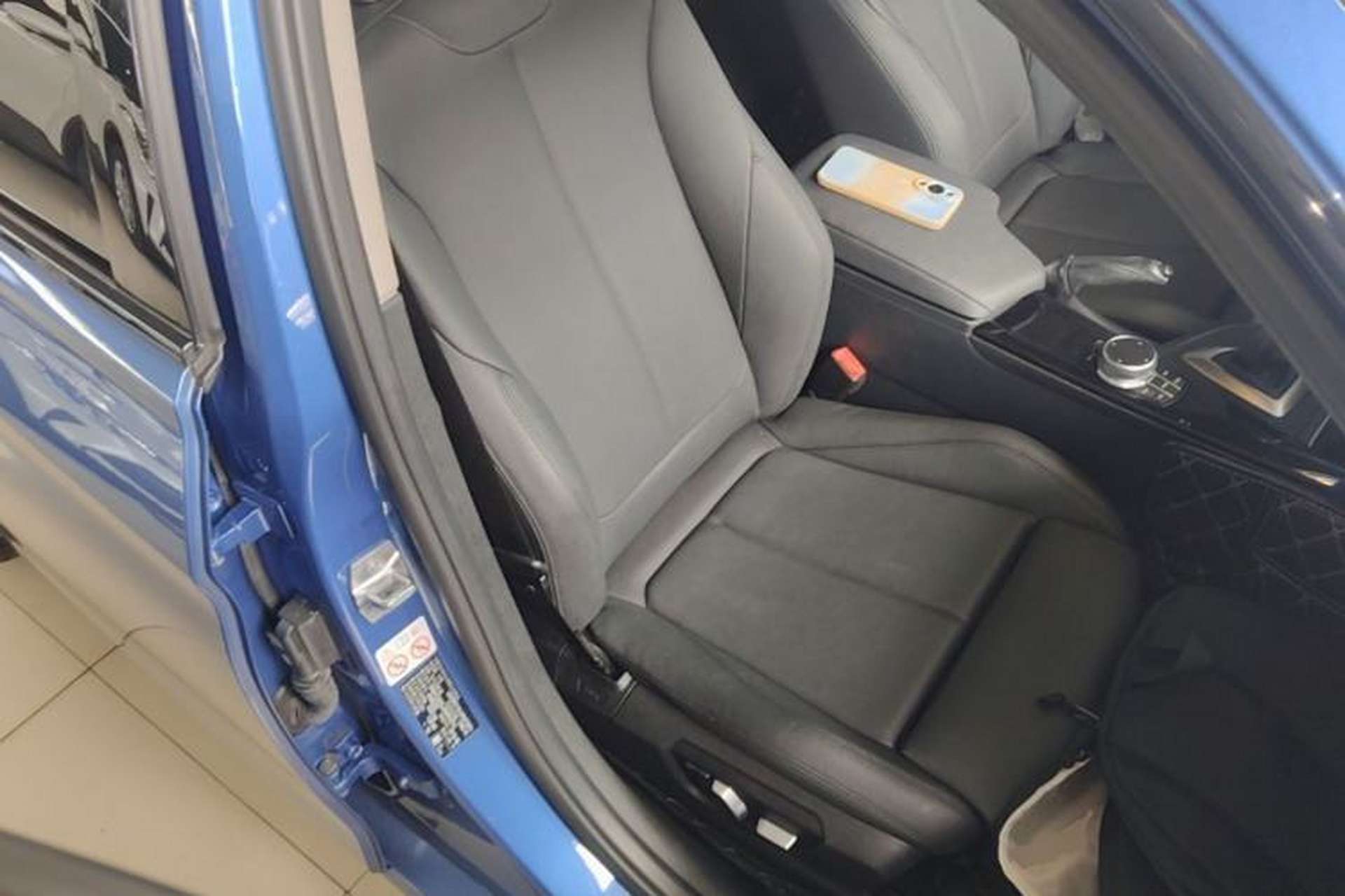 Used BMW 3 Series 2018 320Li Leading Model M Sport Package Right Front Seat