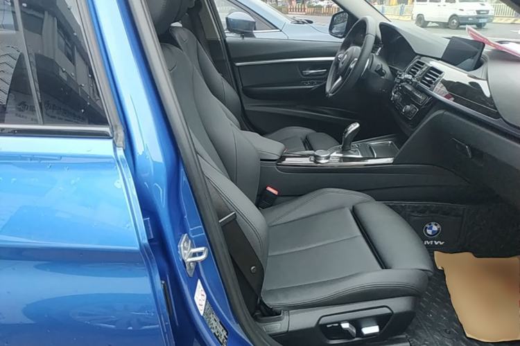Used BMW 3 Series 2018 320Li M Sport Night Edition Right Front Seat