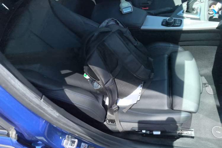 Used BMW 3 Series 2018 320i M Sport Package Right Front Seat