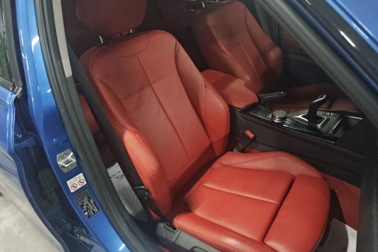 Used BMW 3 Series 2018 330Li M Sport Shadow Edition Right Front Seat