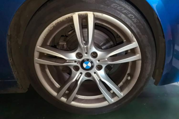Used BMW 3 Series 2018 320Li Leading Model M Sport Package Right Front Wheel Hub