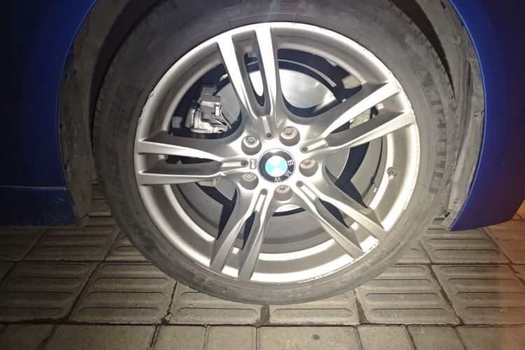 Used BMW 3 Series 2018 320Li M Sport Night Edition Right Front Wheel Hub