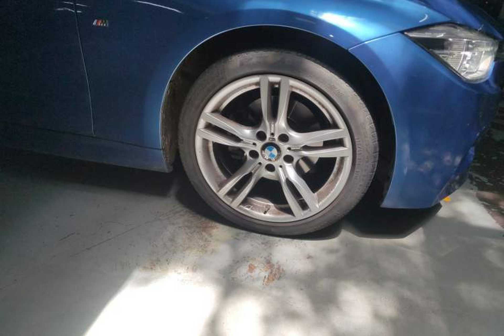 Used BMW 3 Series 2018 320Li Leading Model M Sport Package Right Front Wheel Hub