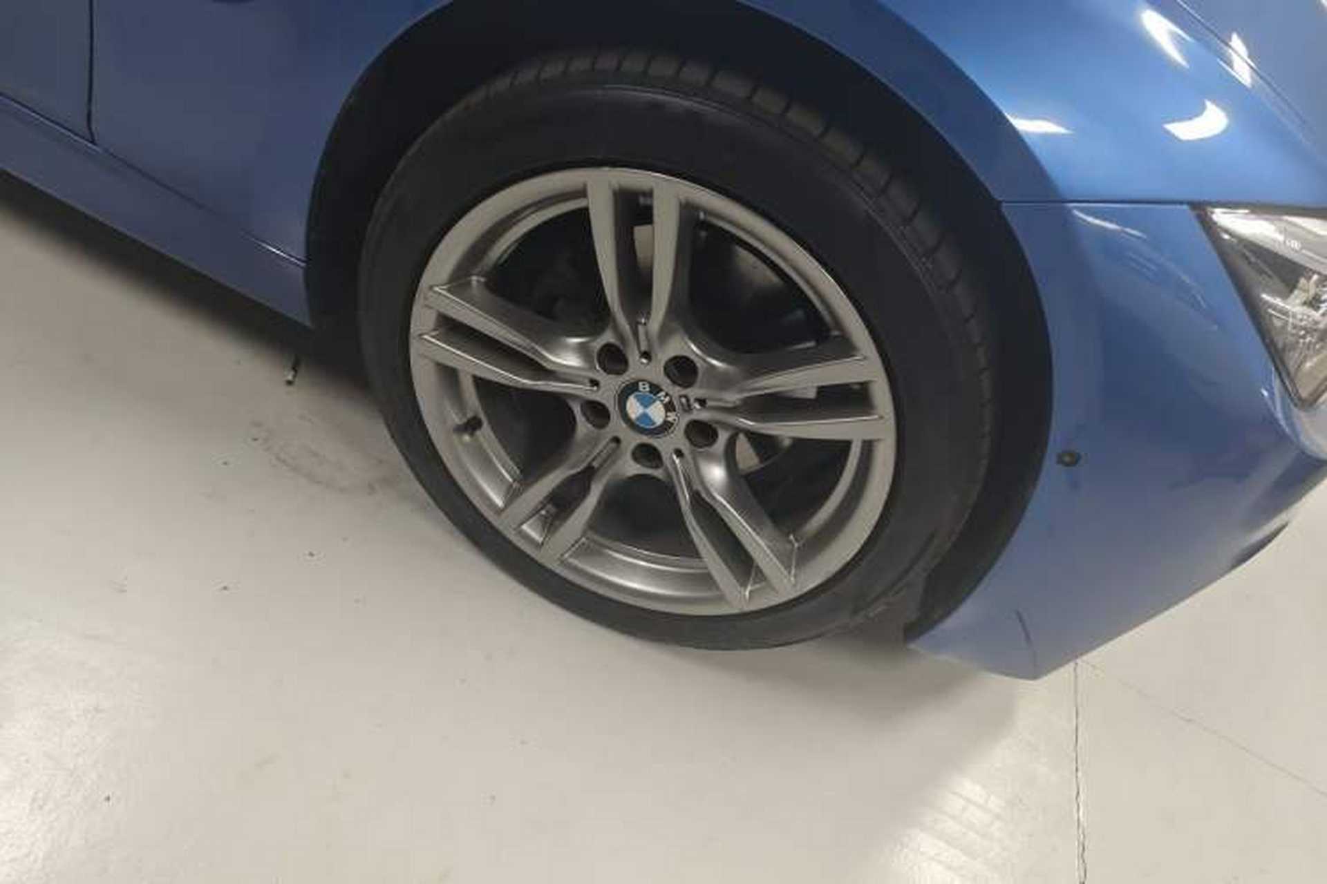 Used BMW 3 Series 2018 320Li M Sport Night Edition Right Front Wheel Hub