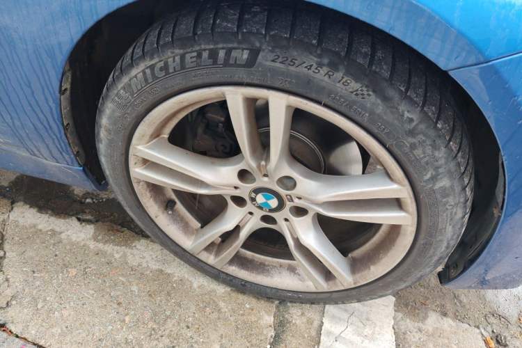 Used BMW 3 Series 2018 320Li Leading Model M Sport Package Right Front Wheel Hub