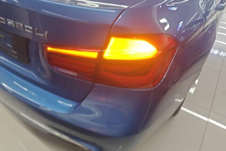 Used BMW 3 Series 2018 320Li Leading Model M Sport Package Right Rear Taillight