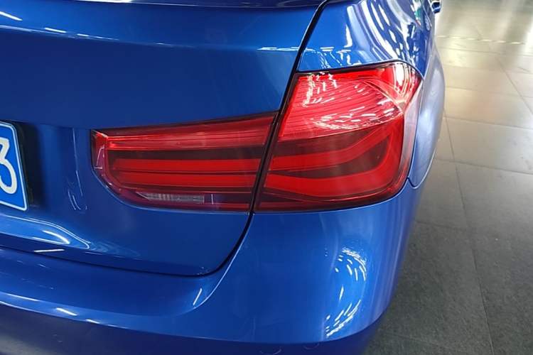 Used BMW 3 Series 2018 320i M Sport Package Right Rear Taillight