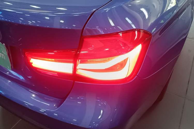 Used BMW 3 Series 2018 320i M Sport Package Right Rear Taillight