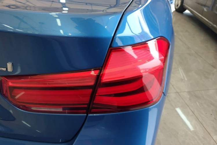 Used BMW 3 Series 2018 320Li Leading Model M Sport Package Right Rear Taillight