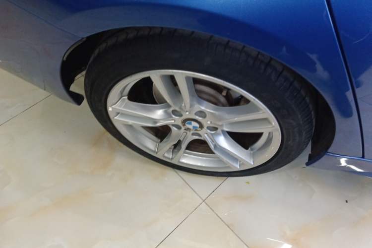 Used BMW 3 Series 2018 320i M Sport Package Right Rear Wheel Hub