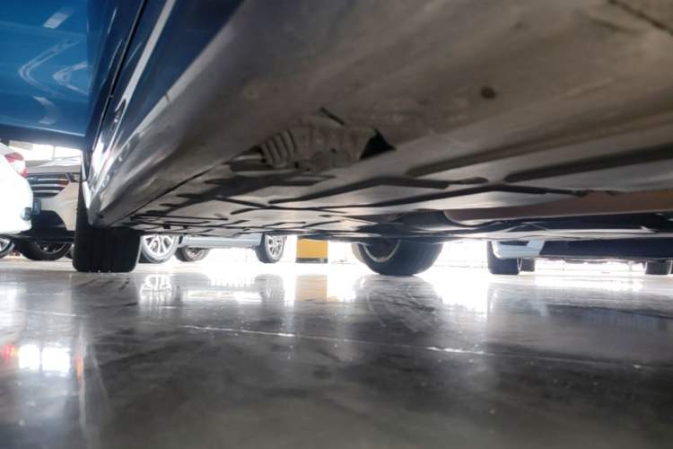 Used BMW 3 Series 2018 320Li Leading Model M Sport Package Right Side Sill