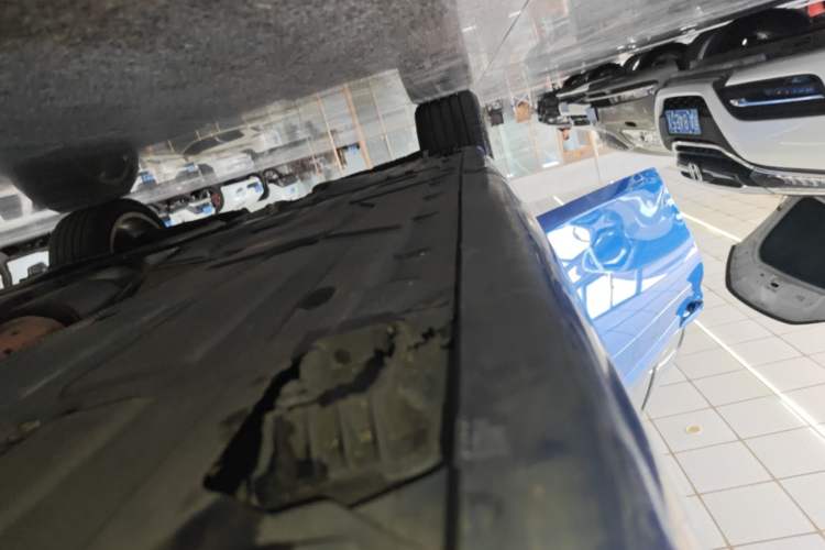Used BMW 3 Series 2018 320Li Leading Model M Sport Package Right Side Sill