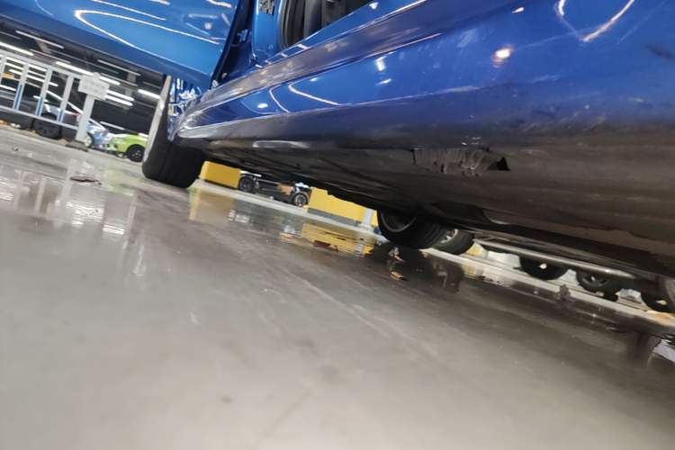 Used BMW 3 Series 2018 320Li Leading Model M Sport Package Right Side Sill
