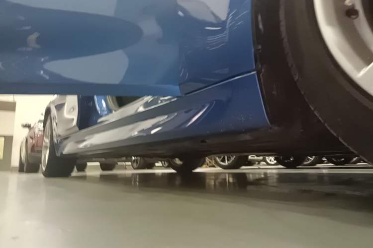 Used BMW 3 Series 2018 320Li Leading Model M Sport Package Right Side Sill