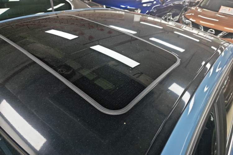 Used BMW 3 Series 2018 320Li Fashion Model Roof