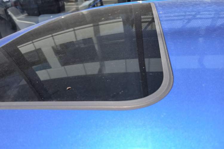 Used BMW 3 Series 2018 320i M Sport Package Roof