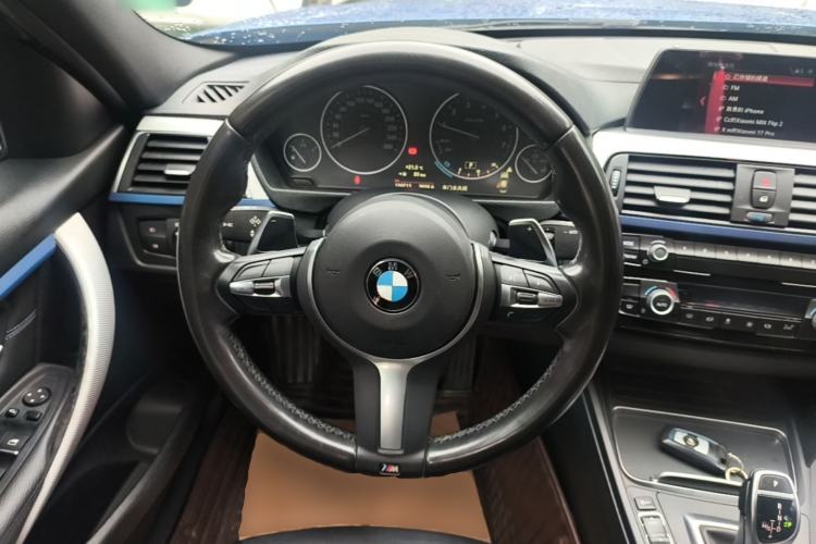 Used BMW 3 Series 2018 320i M Sport Package Steering Wheel