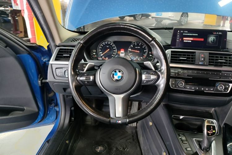 Used BMW 3 Series 2018 320Li Leading Model M Sport Package Steering Wheel